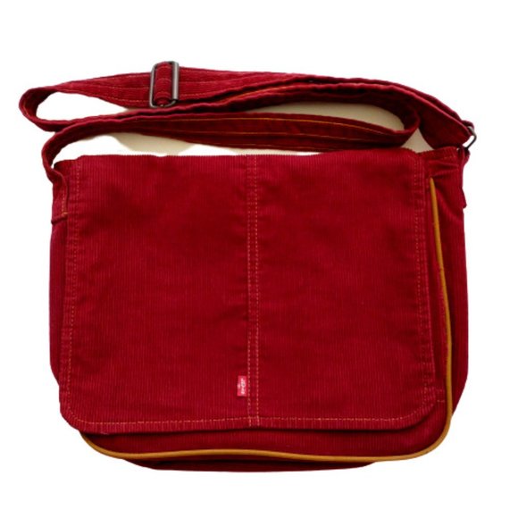 levi's messenger bag